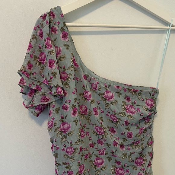 REVOLVE ASTR Floral One Shoulder Ruffle Midi Dress - Picture 3 of 11